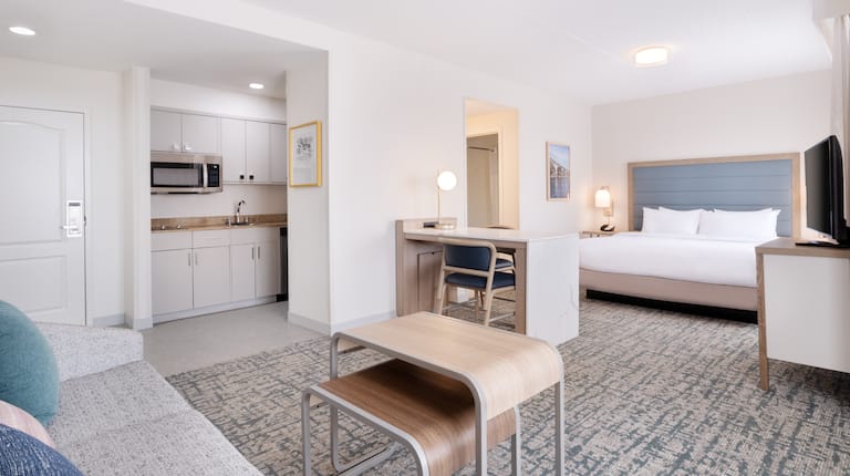 King Bed Studio Suite
