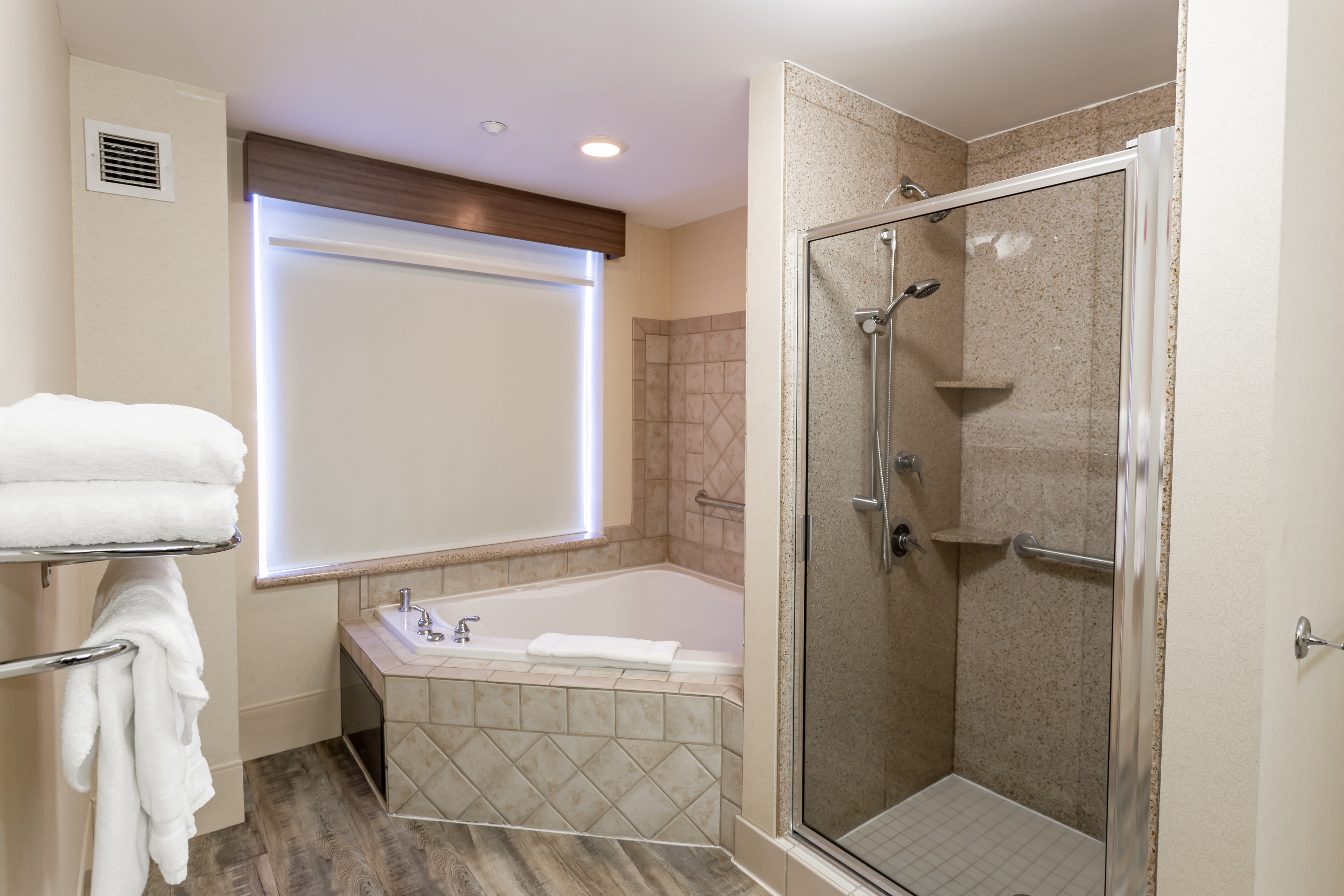 Guest Room Bathroom w/Whirlpool Tub, Shower