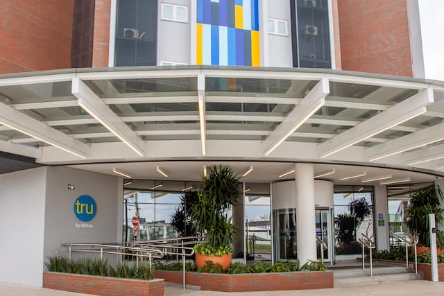 Entrée principale de l'hôtel