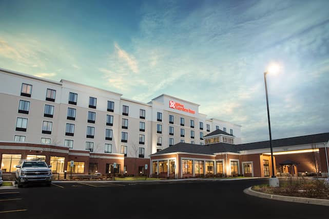 Hotels In Tinley Park Il - Find Hotels - Hilton