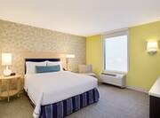 Home2 Suites by Hilton Chicago Schaumburg Hotel, IL - Queen Suite Bedroom