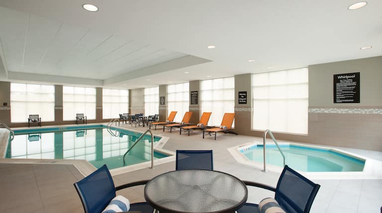 Hotel Charlottesville Indoor Pool