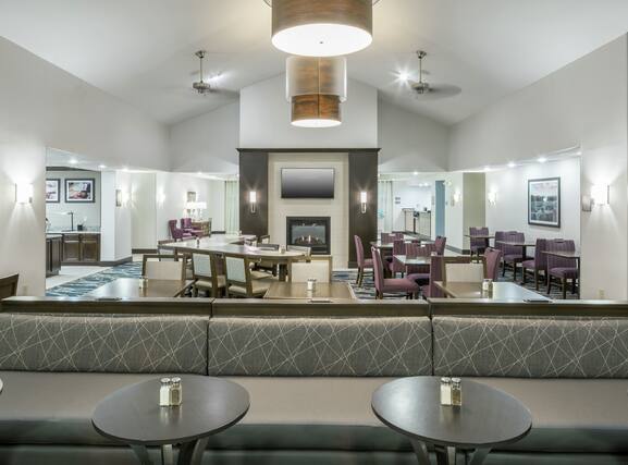 Homewood Suites by Hilton Cedar Rapids-North - Image2