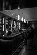 Long Bar & Grill 餐廳 