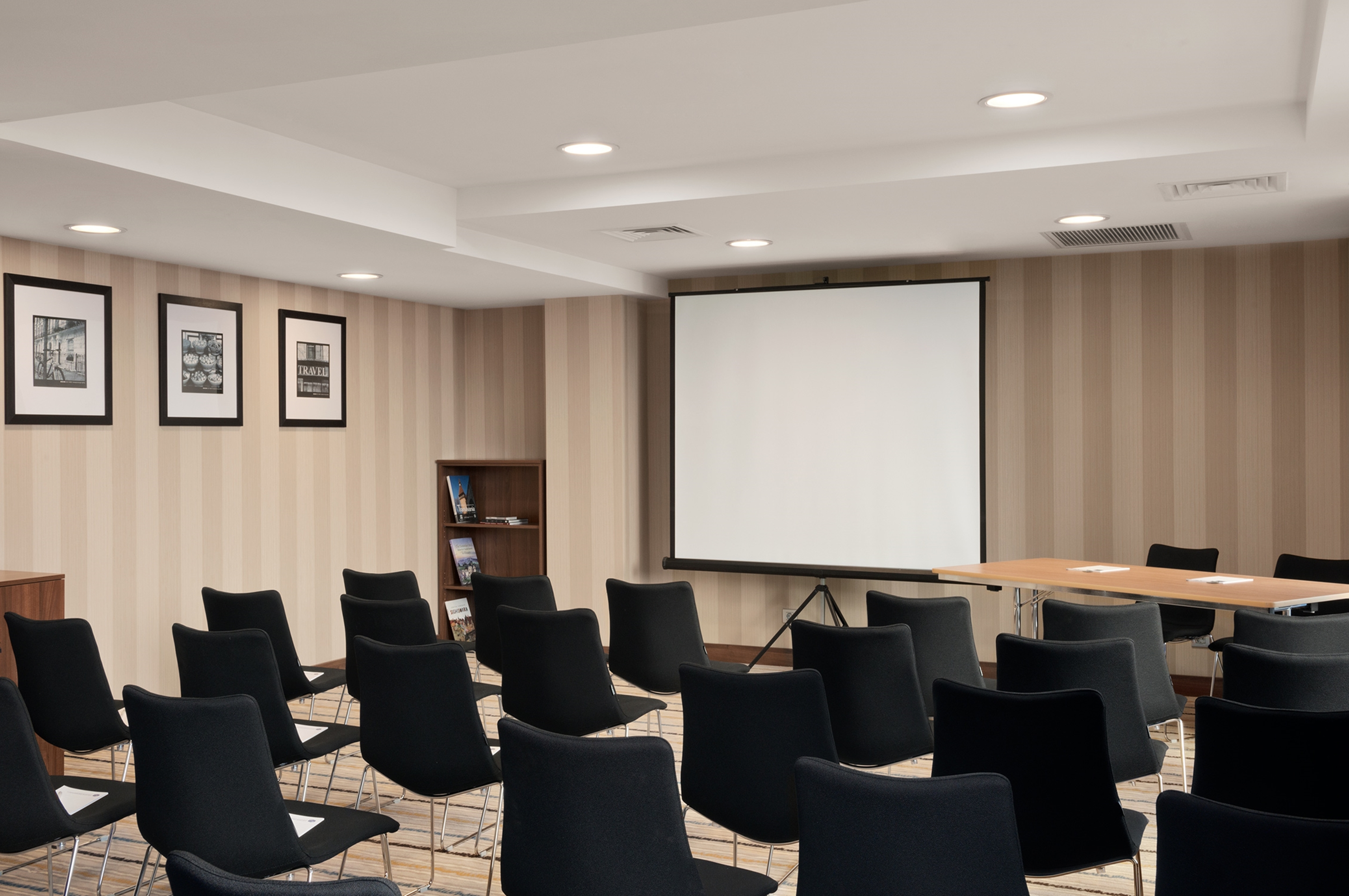 Meeting Room Setup Theater Style and a Projection Screen