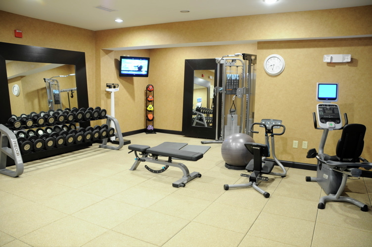 Fitness Center, Weights