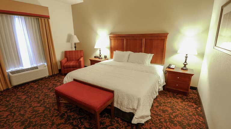 Accessible King Guestroom