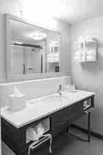 Koupelna pro hosty, toaletní prostor