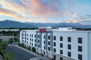 Hotel Exterior with view of mountains
