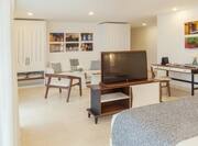 Junior Suite with Lounge Area