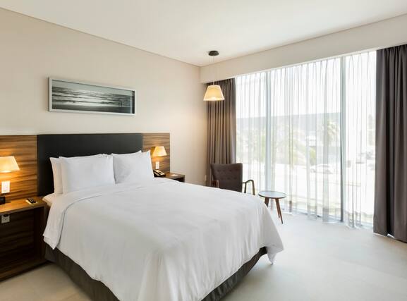 Hampton Inn by Hilton Cancun Cumbres - Image3