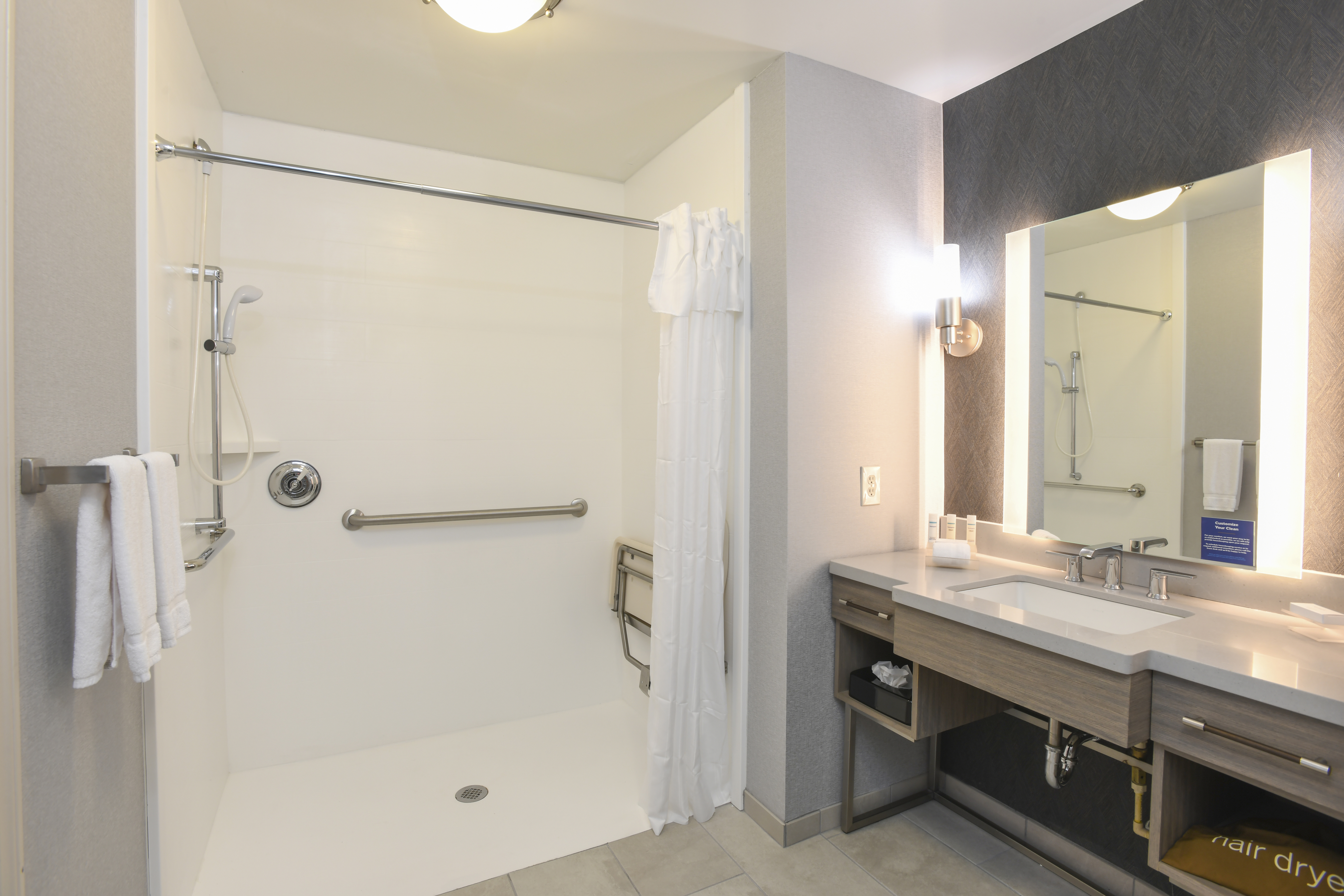 Guest Accessible Bathroom With Shower