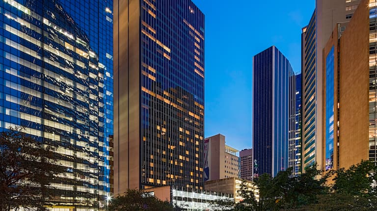 Hilton Garden Inn Hotel In Downtown Dallas