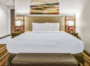 Hilton Dallas/Park Cities - 1 King Bed Premium Room
