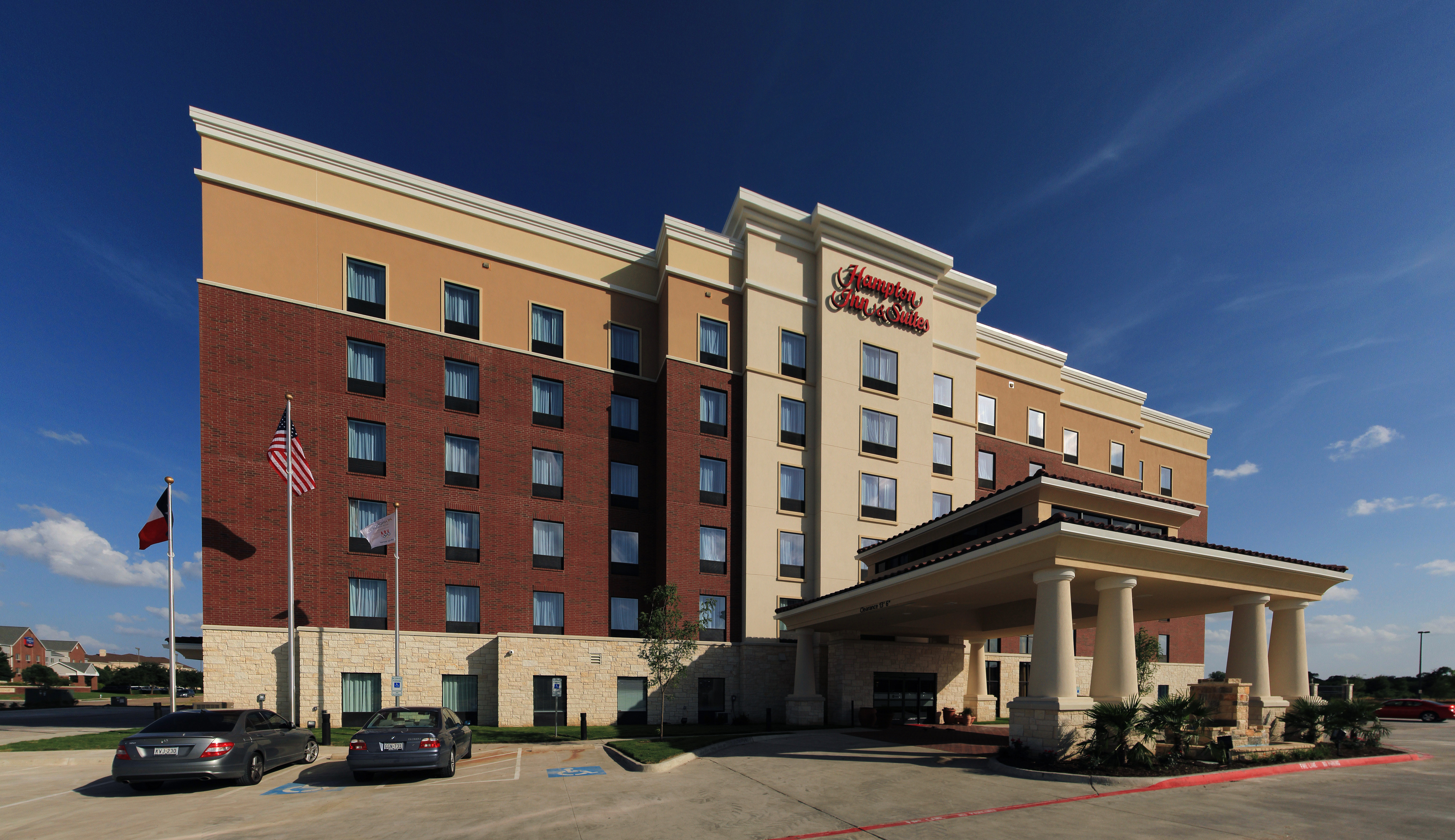 Hotel Exterior and Parking