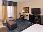 Accessible King Guestroom Sofabed Amenities