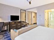 Homewood Suites by Hilton Arlington Rosslyn Key Bridge - King Guest Room Suite