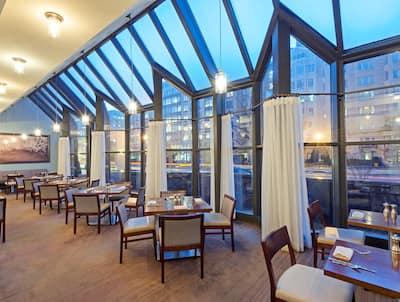 North Gate Grill, Window Tables