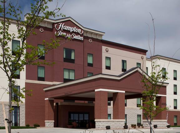 Hampton Inn and Suites Dodge City - Image1