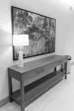 منظر للأثاث في منطقة البهو