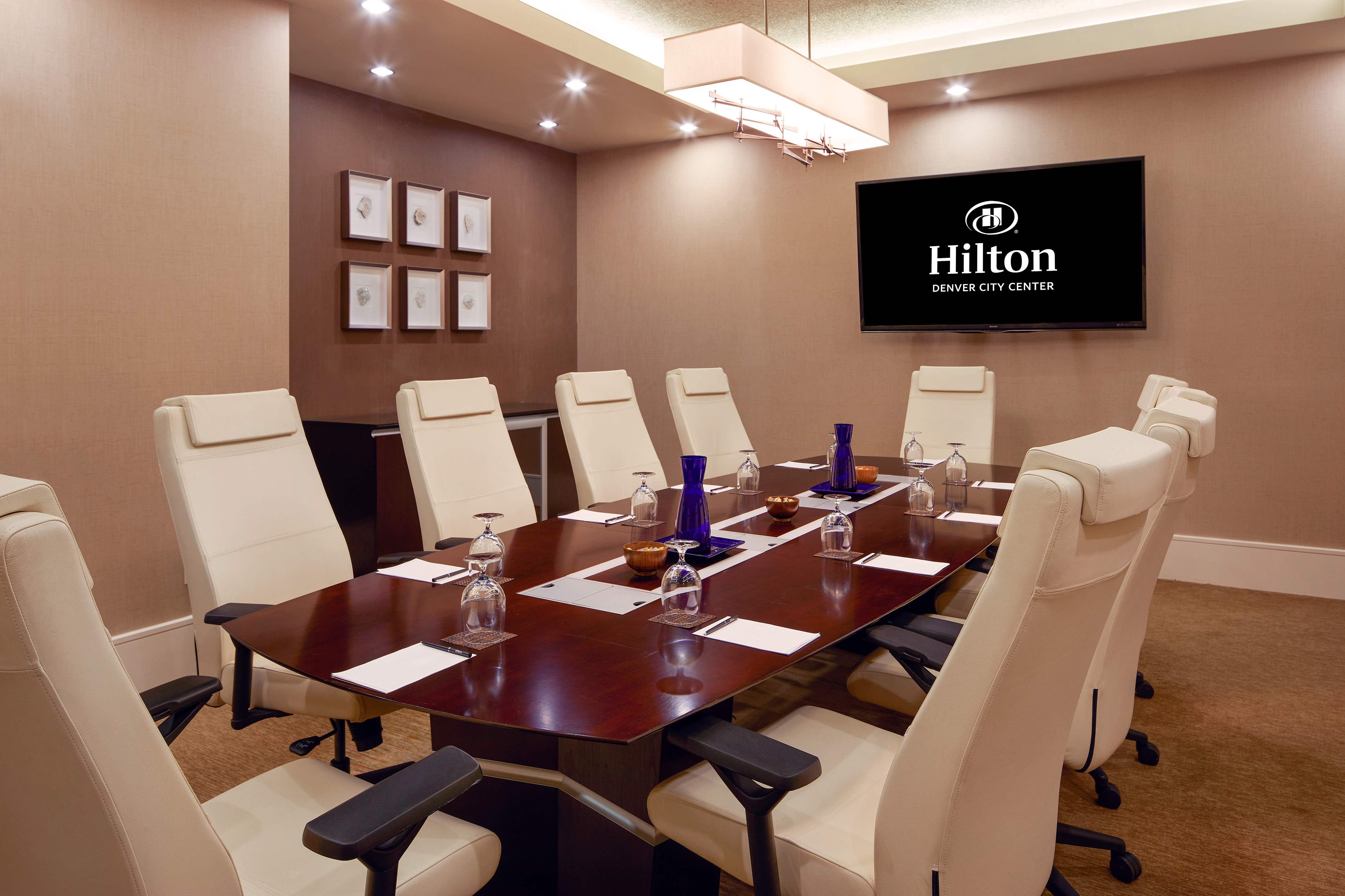 Saratoga Boardroom with Seating for 10 guests