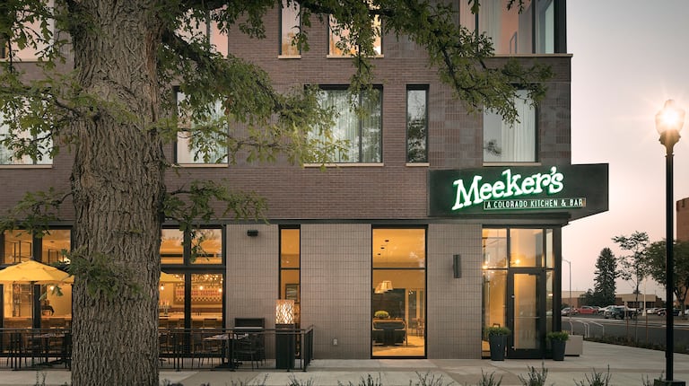 Meeker's Restaurant Outside Entrance