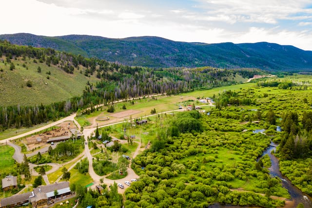 Rawah Ranch 的鸟瞰图