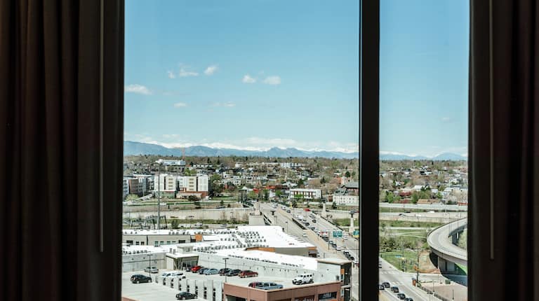 Guestroom Mountain View