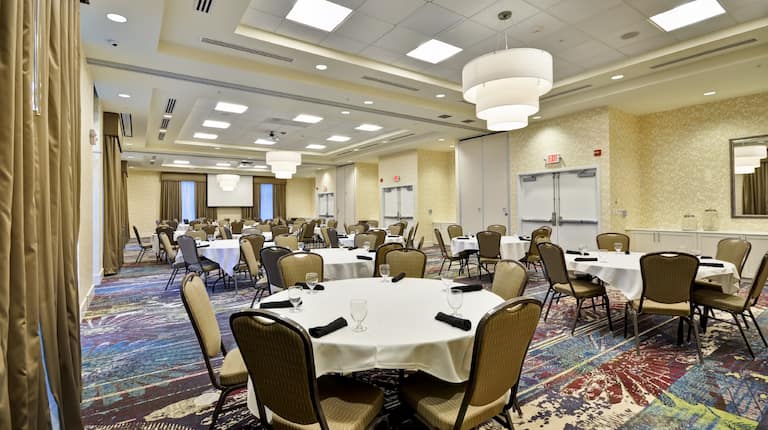 Event Space with Round Table Set-Up 