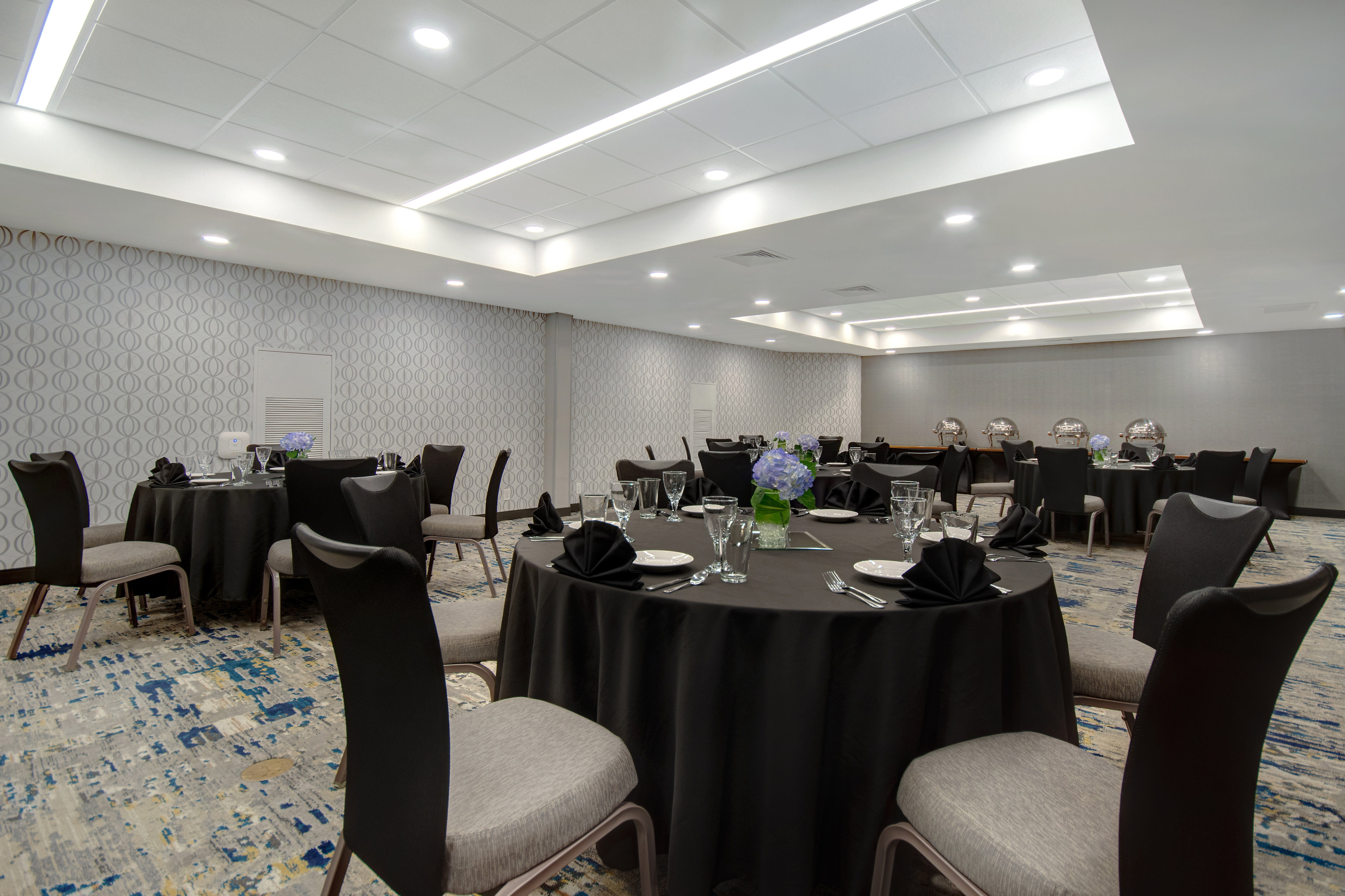 Michigan Room - Banquet Style Set 