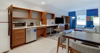 Suite Kitchenette With Lounge Area