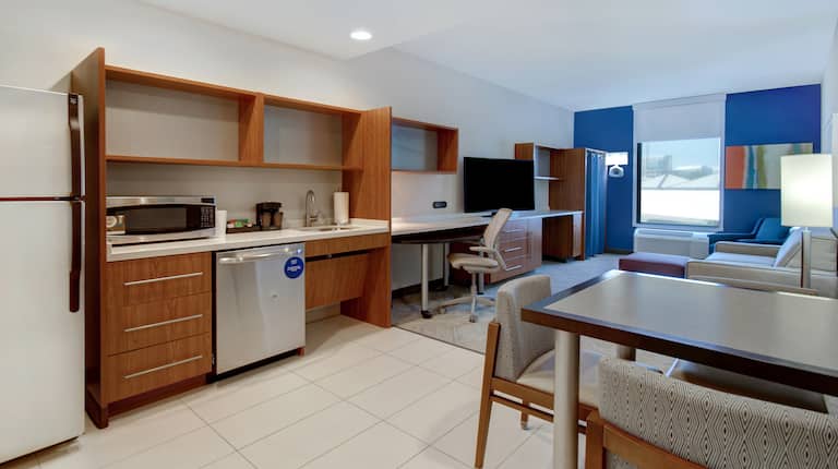 Suite Kitchenette With Lounge Area