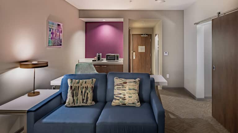 Accessible One Bedroom Suite 
