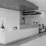 แผนกต้อนรับพร้อมร้านอาหารว่าง