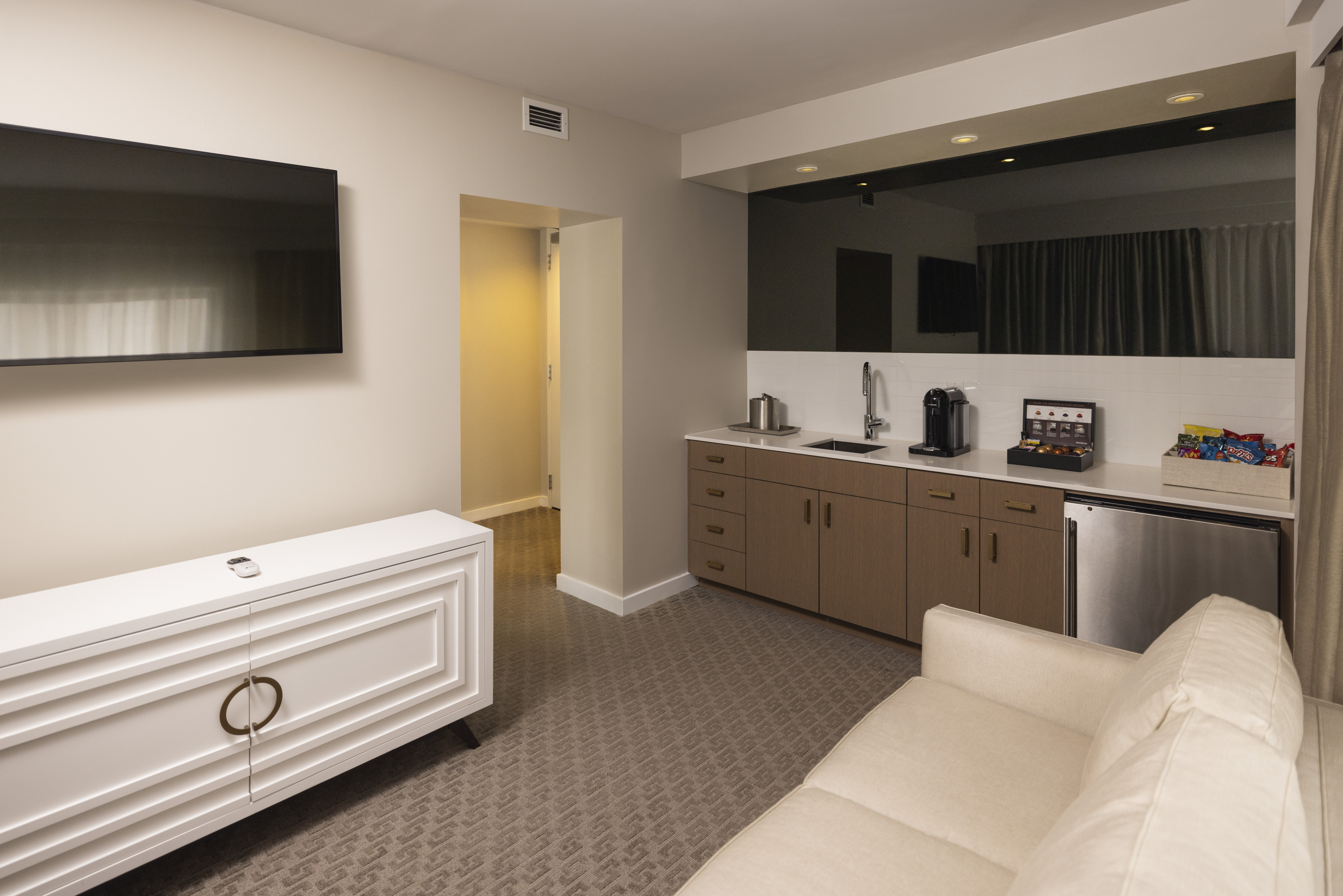 Living Area and Wet Bar in Hotel Room