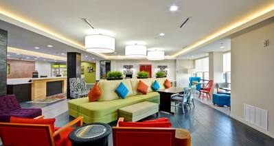 Spacious Lobby Area with Armchairs and Sofas