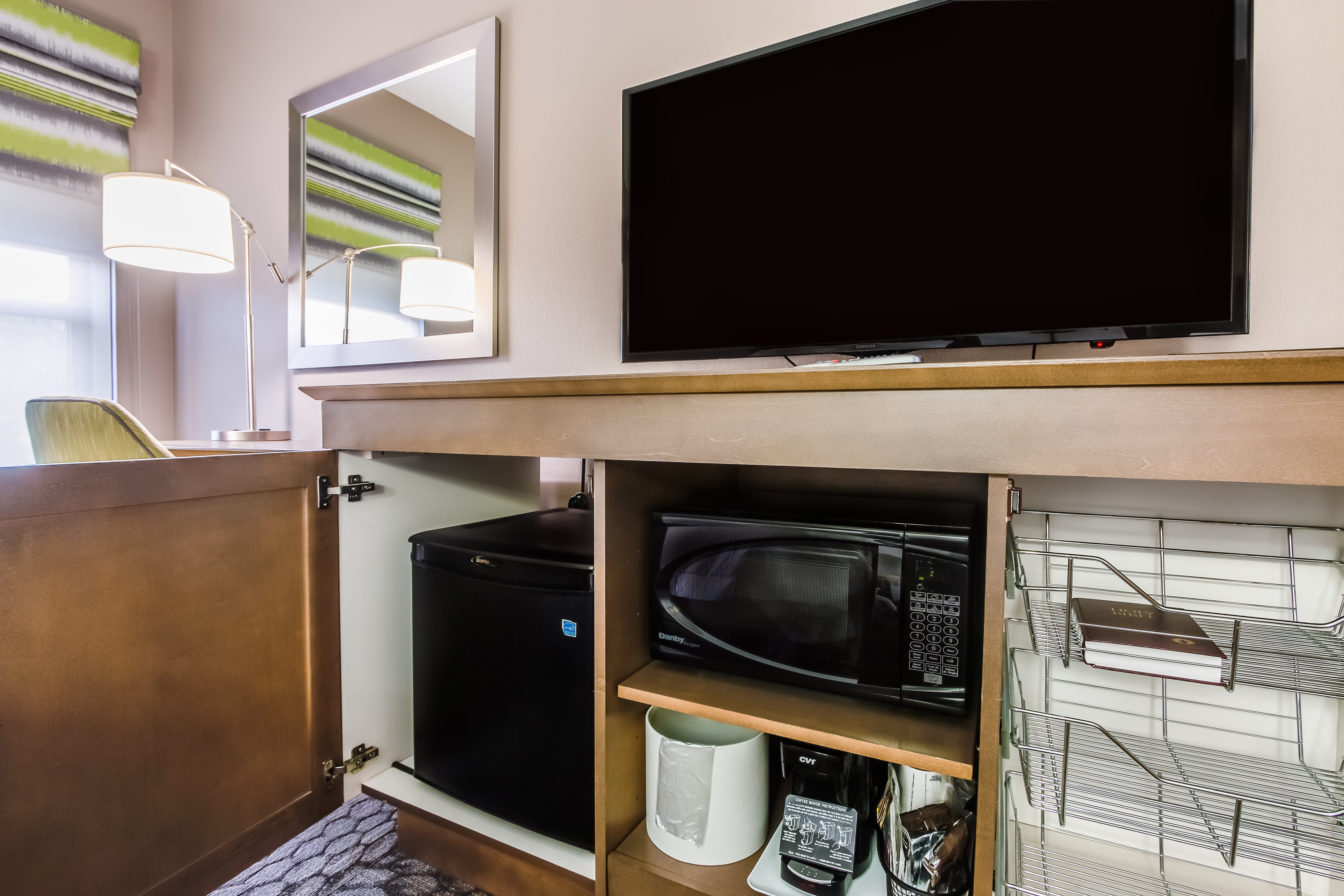 Room Amenities and Technology