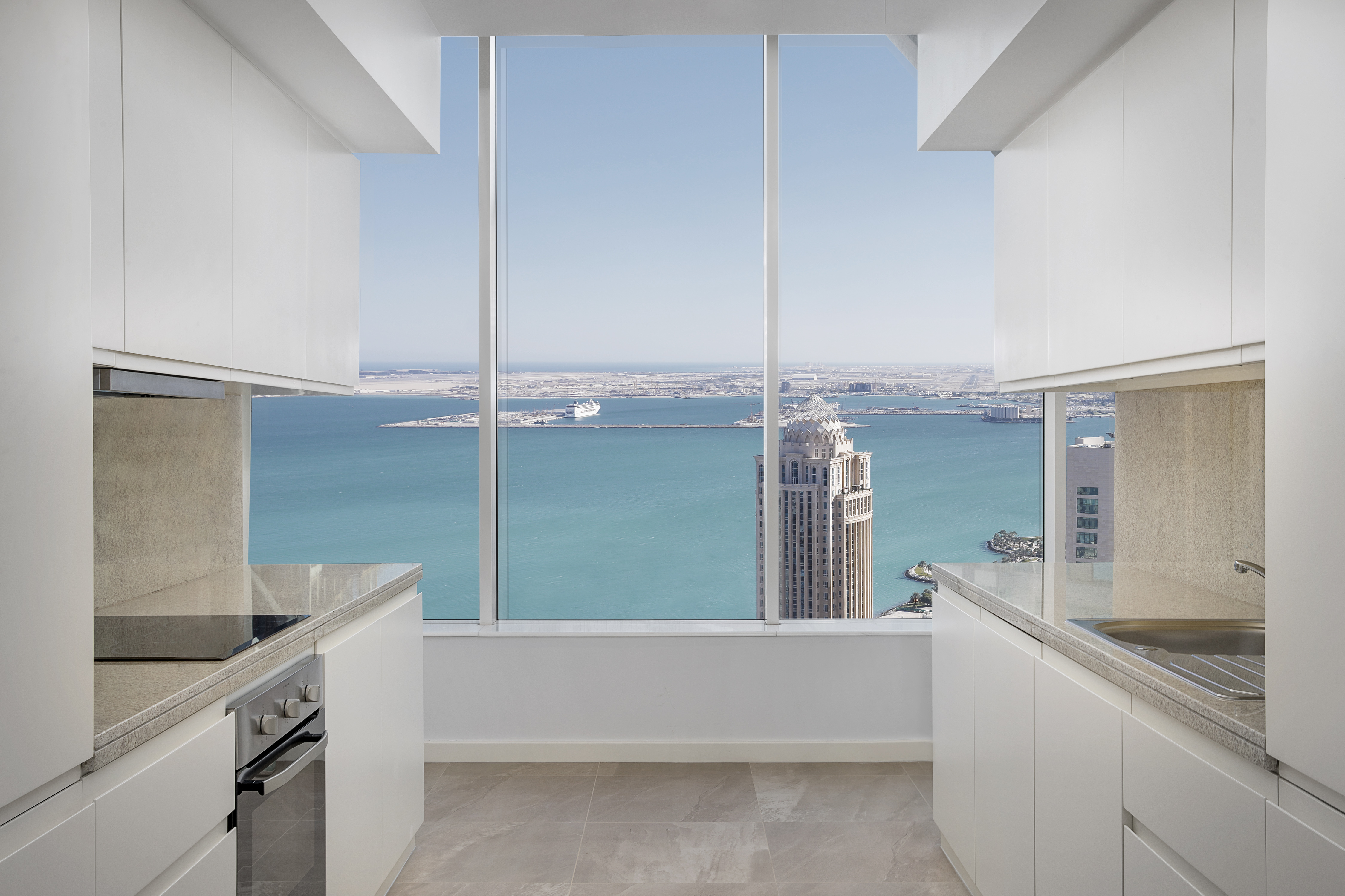 Three Bedroom Suite Kitchen with Sea View