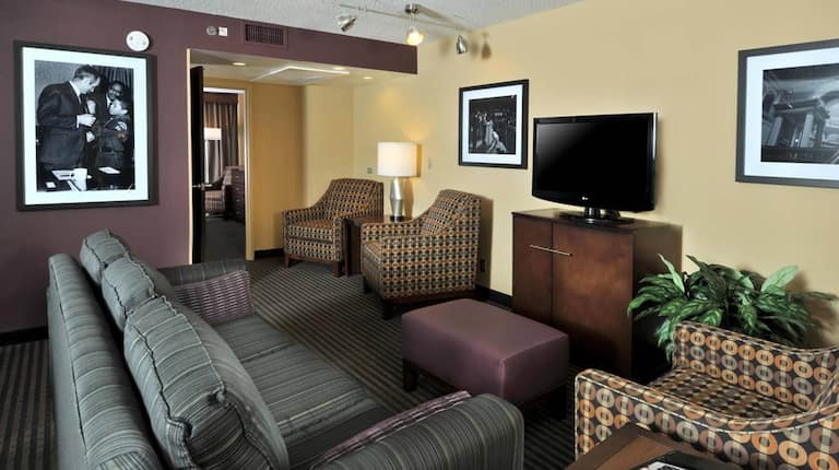 总督套房起居室