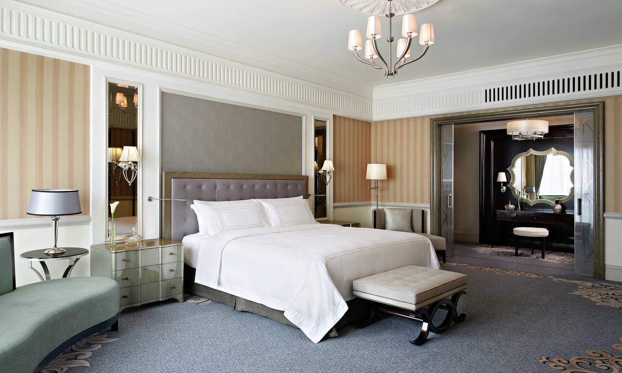 Diplomat Suite King Bedroom