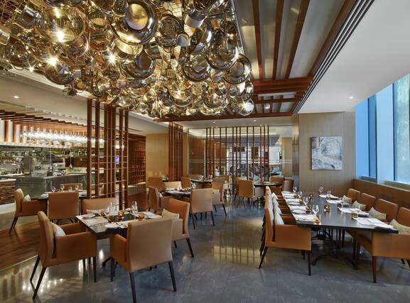 V Hotel Dubai, Curio Collection by Hilton - Image2