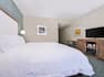 Hampton Inn Emporia Hotel, KS - Single Bedroom
