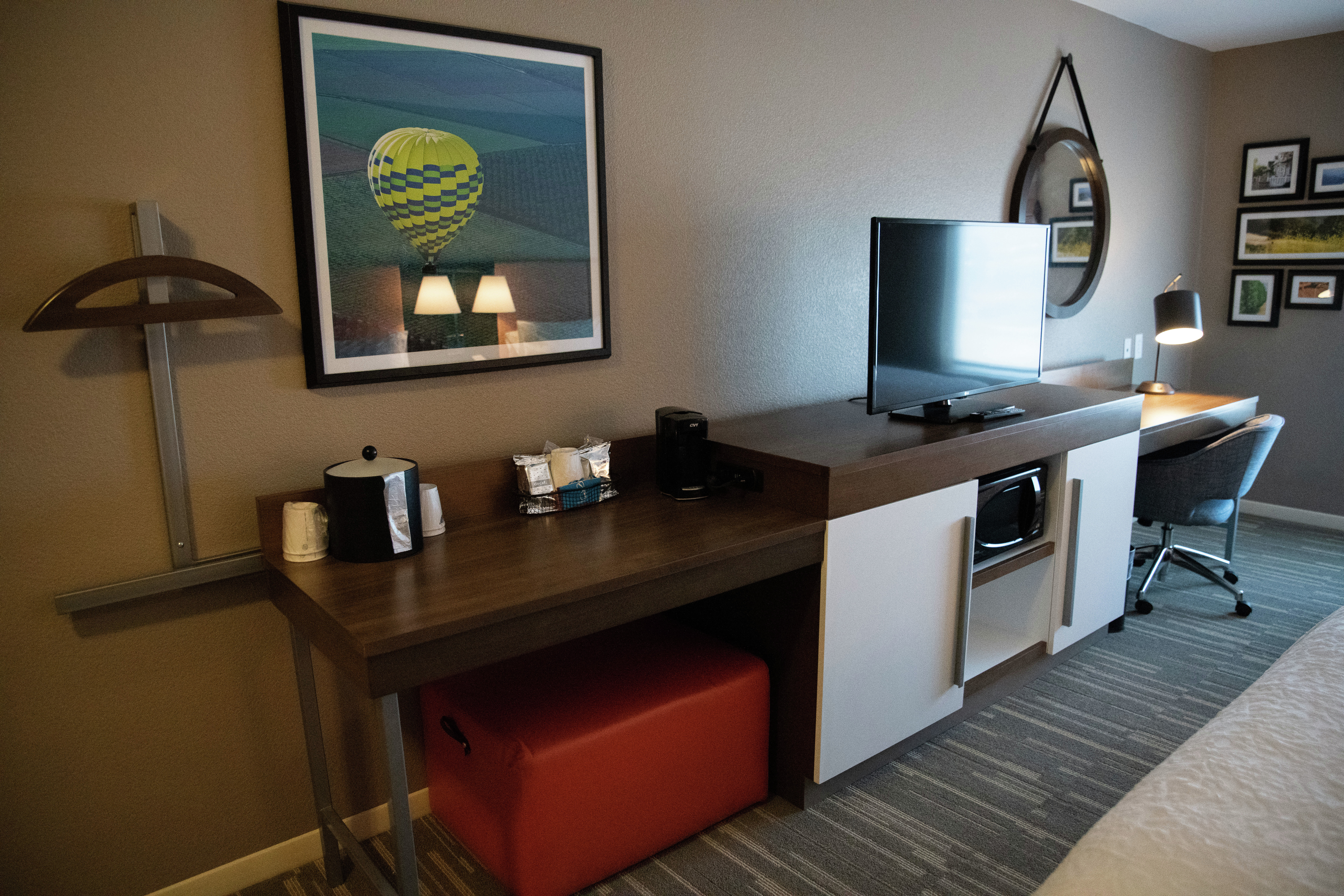 Guest Suite Amenities- Work Desk and Television