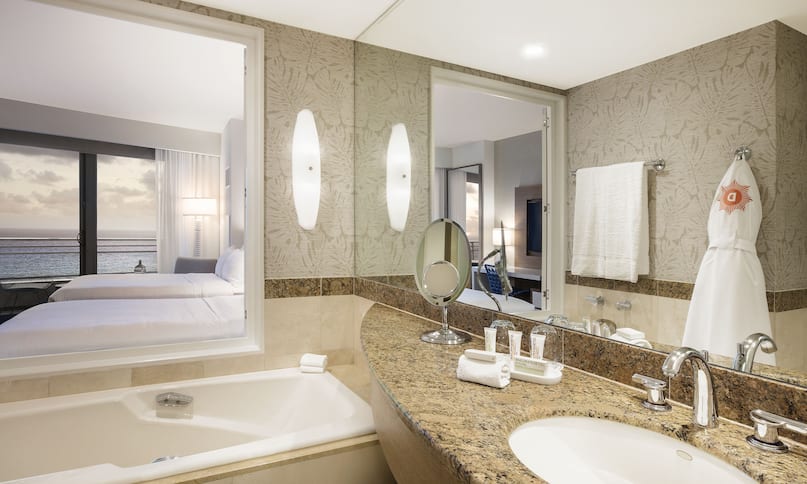 Deluxe Oceanfront Bathroom  -previous-transition