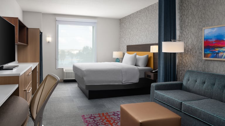 1 King Bed Studio Suite