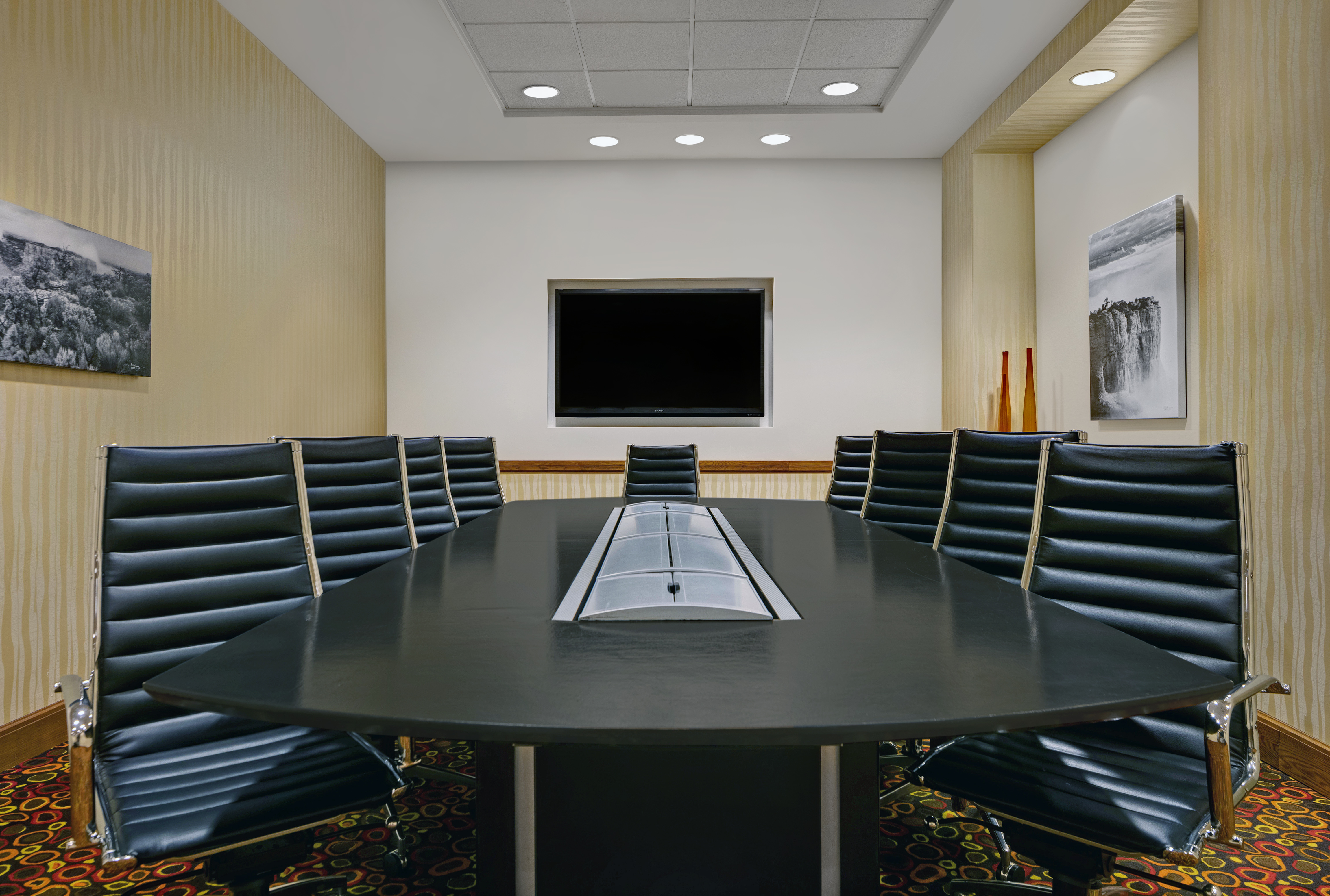 Boardroom with Seating for 10 Guests and an HDTV