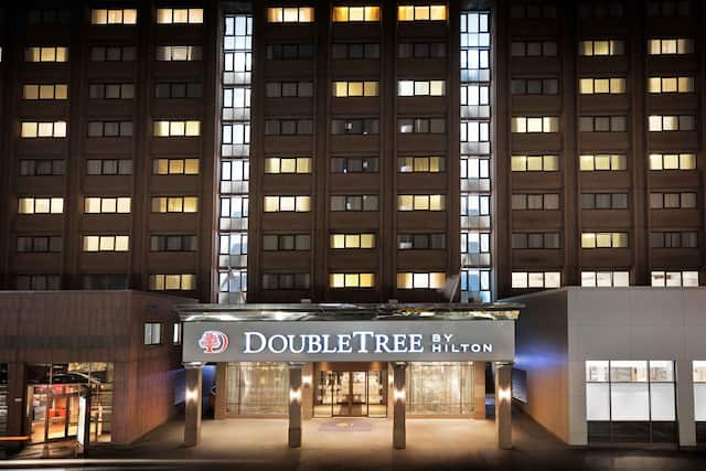 DoubleTree Hotel Exterior Entrance at Night