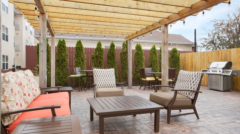 Patio Seating, with Grills