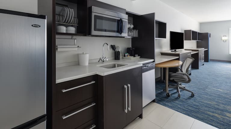 Suite Kitchenette