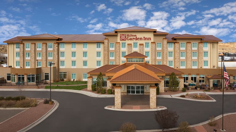 Hotel Room Reservations At Hilton Garden Inn Gallup Nm